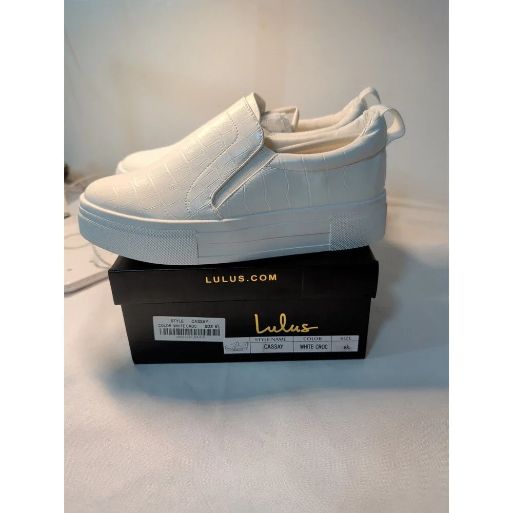 Lulus Cassay Platform Sneaker Women 6 1/2  Crocodile Embossed Slip On Shoe White - Picture 3 of 6